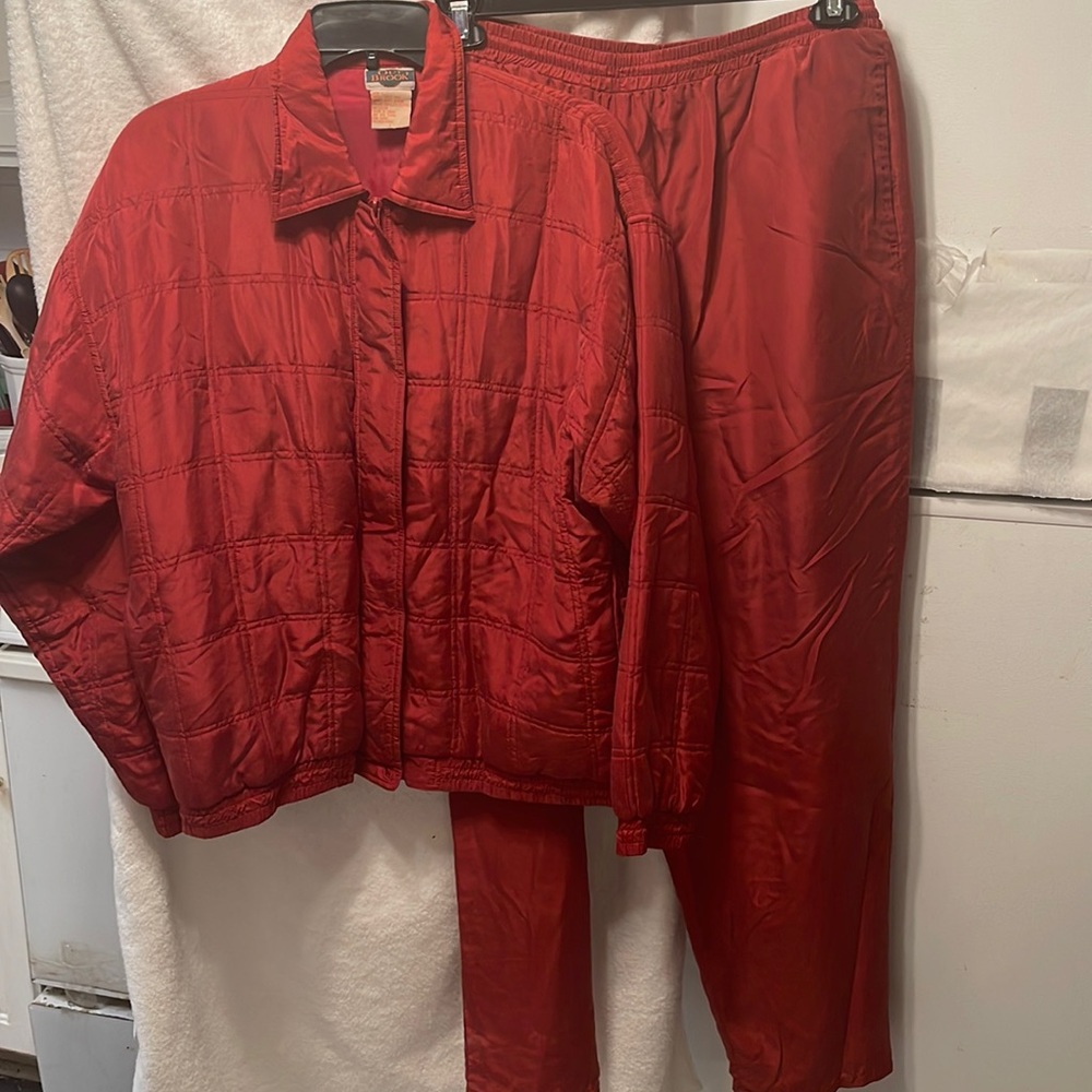 Out Brook Rust Colored 2PC Silk Jogging Suit Vintage Size Large sku 10